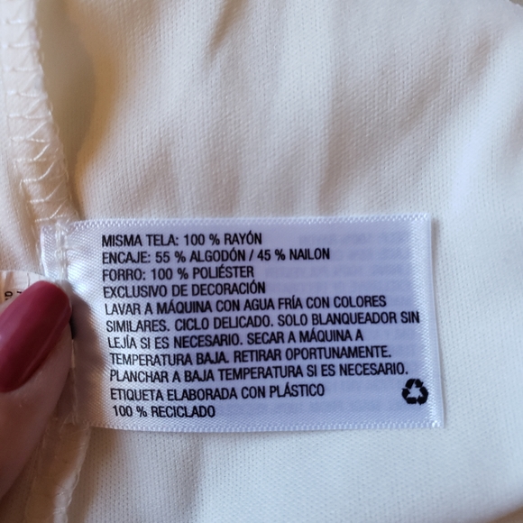 ⚠️SOLD⚠️Cold Shoulder Dress - Picture 7 of 9